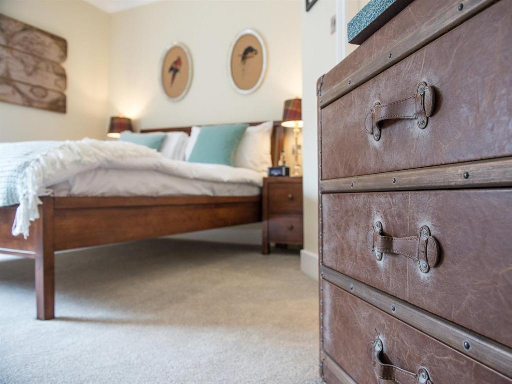Bed and Breakfast Darwin'S Townhouse Шрусбері Номер фото A bedroom at The Old Post Office